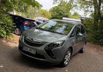 Opel Zafira Tourer 83.000 km 12.500 &euro; Dinslaken 46537
