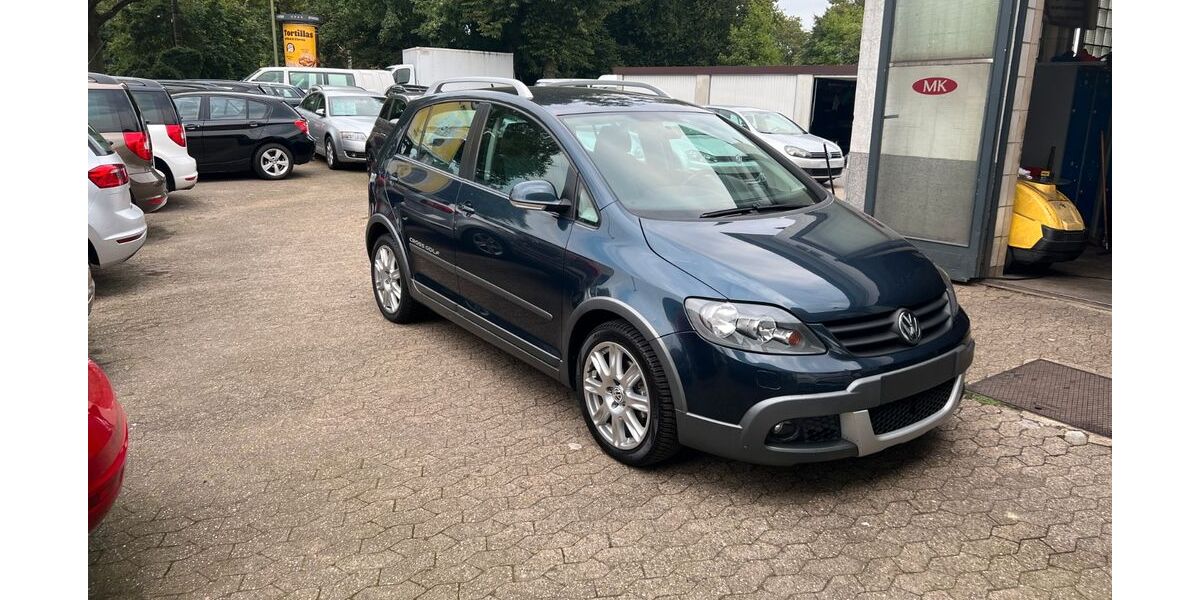 VW Golf 105.000 km 5.480 &euro; Essen 45141