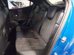 Opel Mokka e Ultimate Voll LED Winterp. 11kw Onboard 13.336 km 19.940 &euro; HAAN 42781