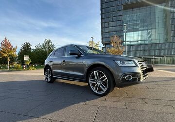 Audi Q5 138.000 km 19.600 &euro; Essen 45307