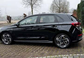 Hyundai i30 2.800 km 26.700 &euro; ESSEN 45359