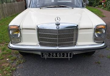 Mercedes-Benz 220 138.000 km 17.750 &euro; Duisburg 47259
