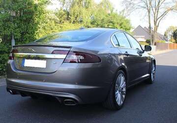 Jaguar XF 240.000 km 4.900 &euro; duisburg 47179