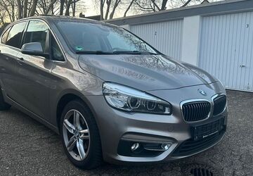BMW 218 Active Tourer 174.235 km 10.890 &euro; Oberhausen 46047