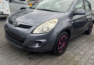 Hyundai i20 140.000 km 2.950 &euro; Essen 45356