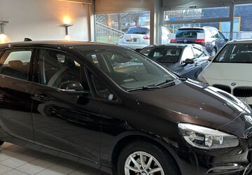 BMW 218 Active Tourer 92.000 km 10.599 &euro; Essen 45139