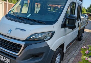 Peugeot Boxer 212.000 km 8.800 &euro; Essen 45145