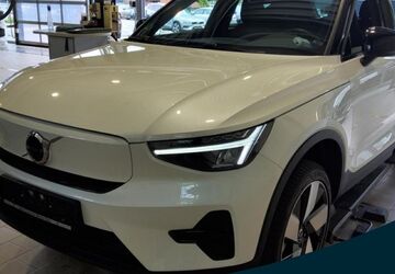Volvo XC40 33.321 km 30.580 &euro; Essen-Kray 45309