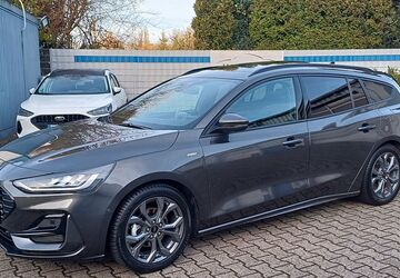 Ford Focus 18.500 km 23.480 &euro; Essen 45307