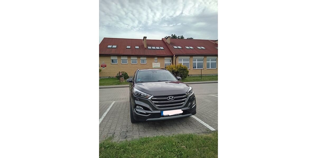 Hyundai TUCSON 90.500 km 15.499 &euro; Essen 45356