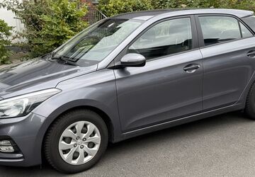 Hyundai i20 60.000 km 12.000 &euro; Essen 45357