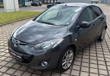 Mazda 2 101.000 km 4.950 &euro; Essen 45329