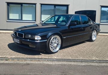 BMW 730 166.850 km 19.500 &euro; Wuppertal 42289