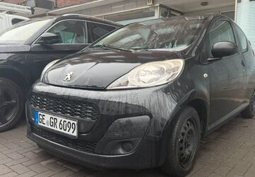 Peugeot 107 160.145 km 900 &euro; Gelsenkirchen 45886
