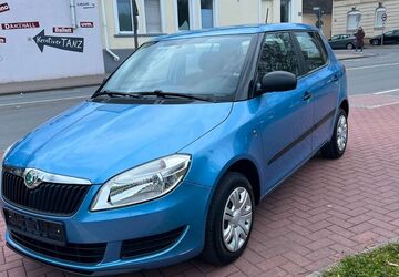 Skoda Fabia 82.000 km 4.990 &euro; Recklinghausen 45657