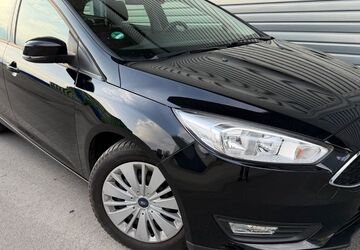Ford Focus 50.873 km 10.950 &euro; Wuppertal 42285
