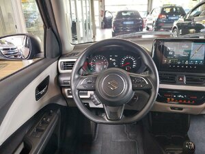 Suzuki Swift CLUB ALLGRIP NAVI ADAP. TEMP. 8.997 km 15.780 &euro; HAAN 42781