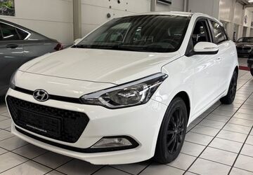 Hyundai i20 150.000 km 6.900 &euro; Essen - Karnap 45329