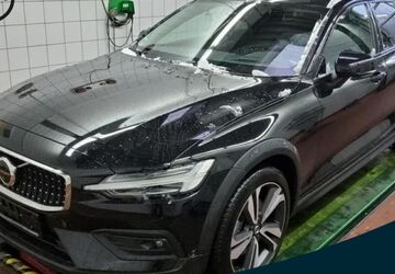 Volvo V60 Cross Country 22.558 km 41.990 &euro; Witten 58453