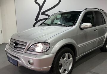 Mercedes-Benz ML 55 AMG 212.500 km 11.900 &euro; Duisburg 47058