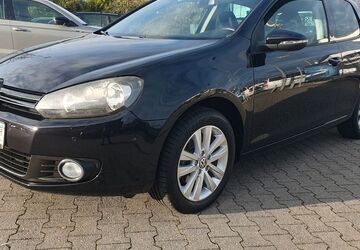VW Golf 82.394 km 9.999 &euro; Essen 45326