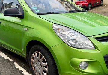 Hyundai i20 75.686 km 3.399 &euro; Wuppertal 42349