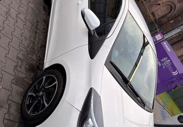 Toyota Yaris 61.420 km 8.599 &euro; Castrop-Rauxel 44575