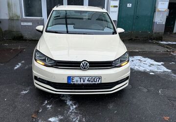 VW Touran 411.000 km 5.900 &euro; Essen 45219