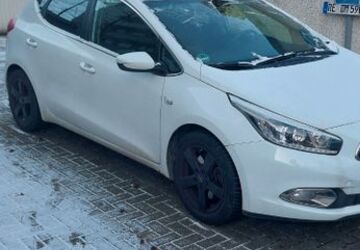 Kia ceed / Ceed 62.000 km 10.990 &euro; Witten 58452