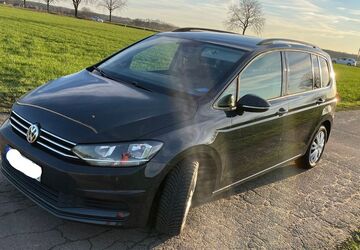 VW Touran 163.000 km 12.999 &euro; Dorsten 46282