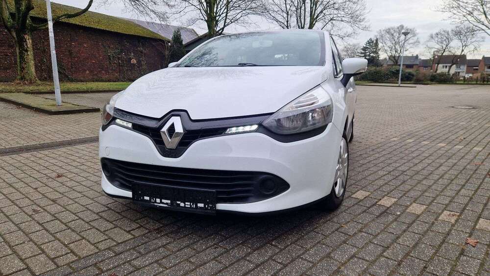 Renault Clio 149.235 km 4.950 &euro; Oberhausen 46149