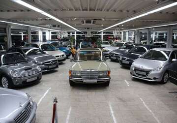 Mercedes-Benz 240 250.000 km 9.850 &euro; Essen 45356