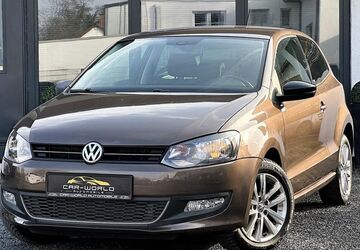 VW Polo 156.136 km 4.299 &euro; Duisburg 47167