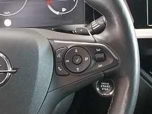 Opel Grandland X Elegance NAVI CARPLAY SHZ MATRIX ACC E 62.053 km 22.930 &euro; HAAN 42781
