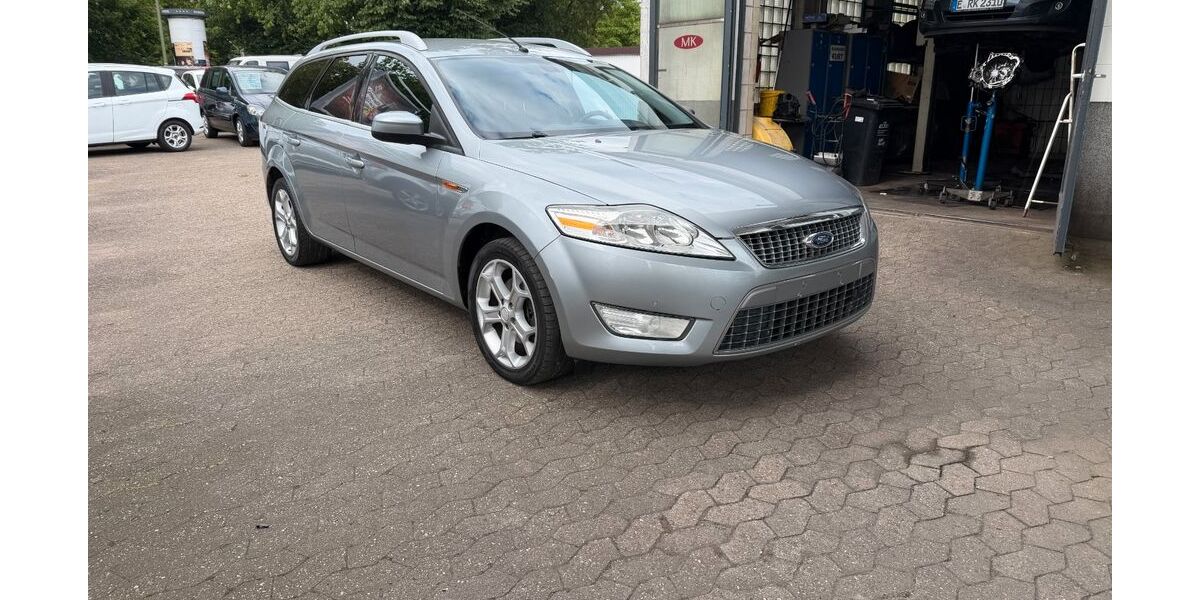 Ford Mondeo 163.000 km 4.480 &euro; Essen 45141