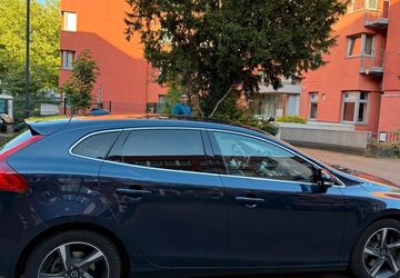 Volvo V40 187.000 km 9.200 &euro; bochum 44867