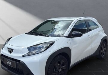 Toyota Aygo (X) 45.160 km 12.990 &euro; Dinslaken 46537