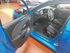 Opel Corsa YES 5.858 km 22.490 &euro; HAAN 42781