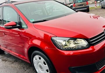 VW Touran 153.099 km 4.650 &euro; Wuppertal 42279