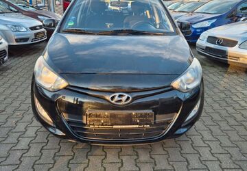Hyundai i20 88.000 km 4.999 &euro; Essen 45356
