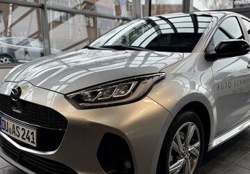 Mazda 2 Hybrid 5.238 km 25.995 &euro; Duisburg 47166