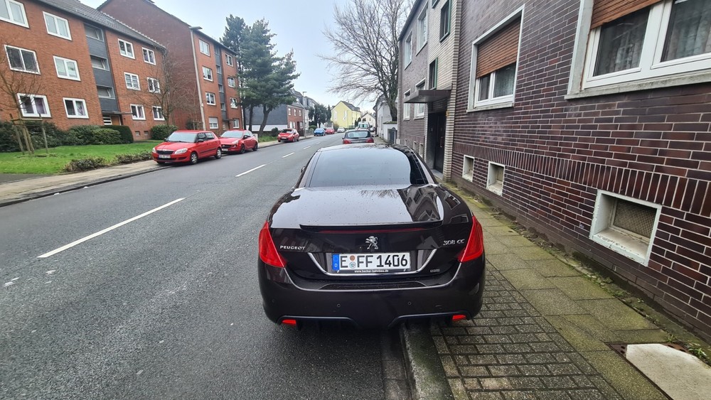 Peugeot 308 CC 67.000 km 8.500 &euro; Oberhausen 46045