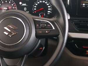 Suzuki Swift CLUB ALLGRIP NAVI ADAP. TEMP. 8.997 km 15.780 &euro; HAAN 42781