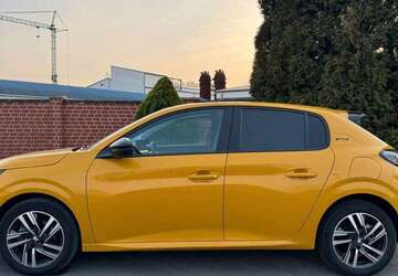 Peugeot 208 57.000 km 13.990 &euro; Dinslaken 46535