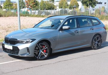 BMW 330 98.900 km 33.490 &euro; Witten - NRW 58452