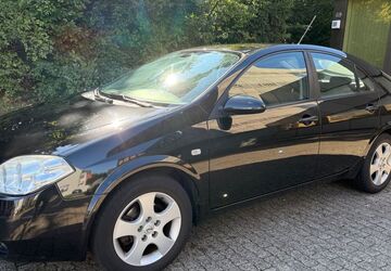 Nissan Primera 130.000 km 2.599 &euro; Duisburg 47058