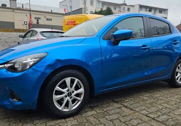 Mazda 2 22.598 km 7.975 &euro; Moers 47443