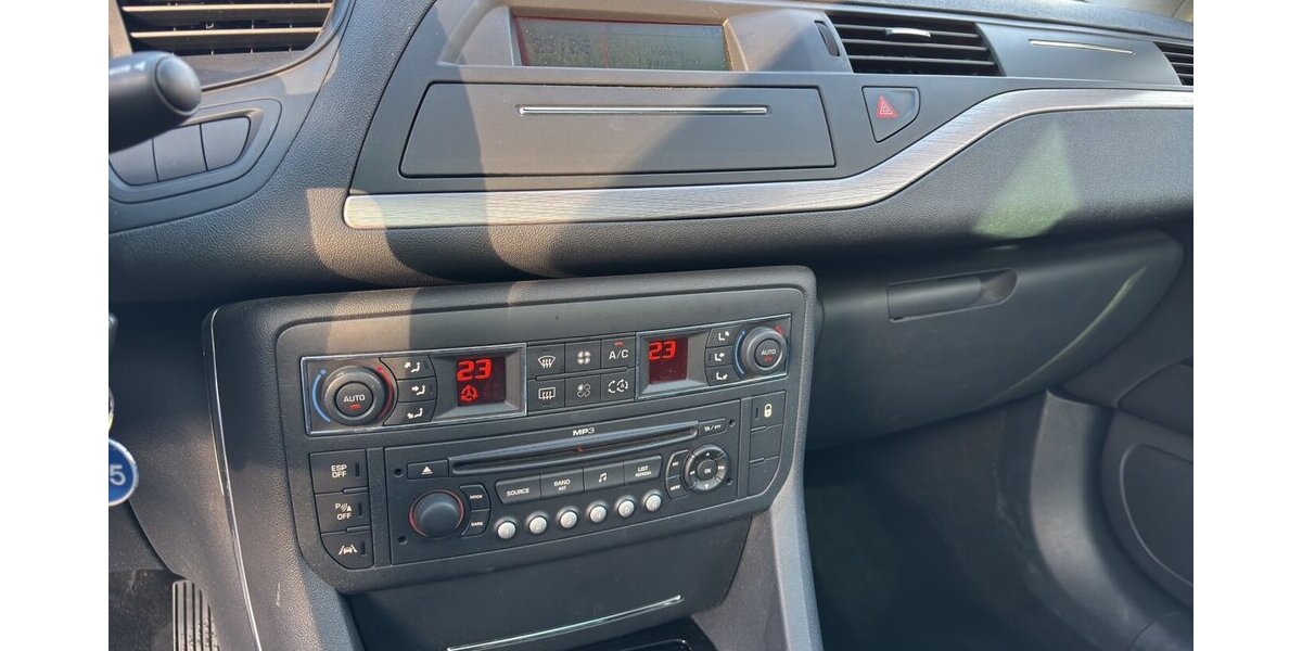 Citroen C5 2,0 HDI 140 Exclusive Leder Xenon Pano 1.Hd 314.065 km 2.600 &euro; Wuppertal 42327