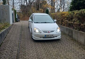 Honda Civic 238.000 km 14.700 &euro; Herne 44653