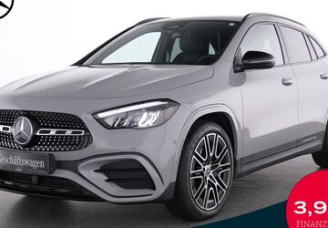 Mercedes-Benz GLA 180 7.900 km 39.950 &euro; Essen 45309